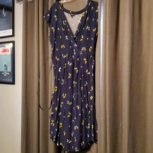 Torrid Size 2 Midi butterfly v neck dress w belt